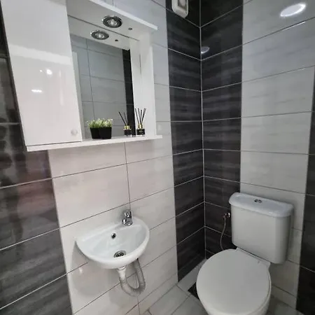 Elite Mint Apartment *
